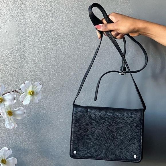 Treasure & Bond black pebbled crossbody bag - Picture 6 of 6